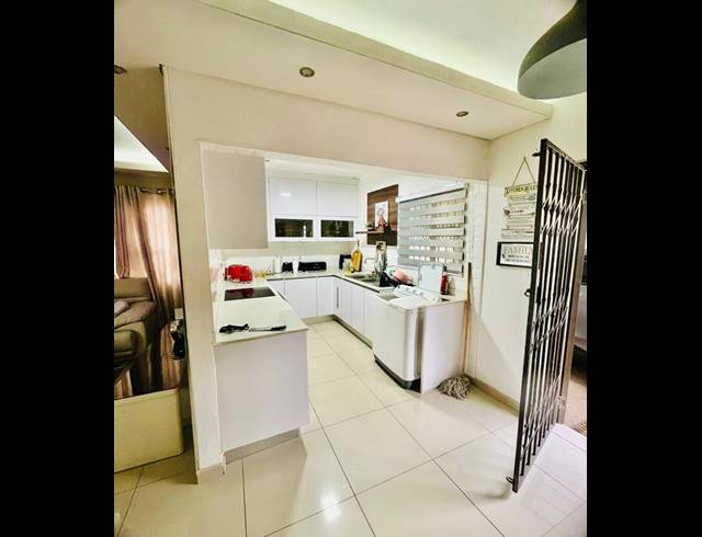 3 BEDROOM HOUSE FOR SALE IN AVOCA